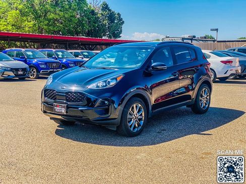 Used 2022 Kia Sportage Nightfall Edition w/ Nighfall AWD Premium Package image 4