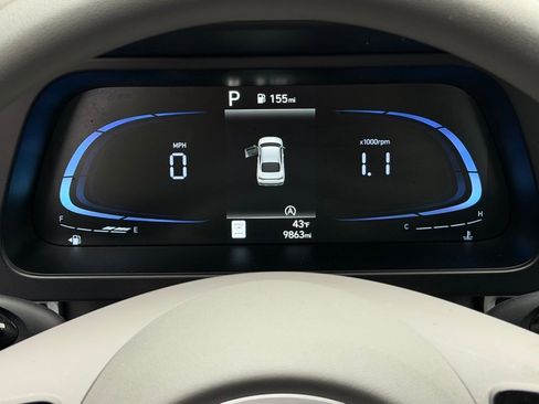 Certified 2025 Hyundai Elantra SE w/ Cargo Package image 13