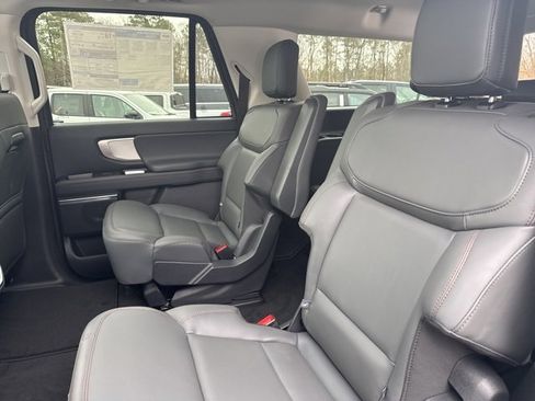 New 2025 Ford Expedition Max Active image 21