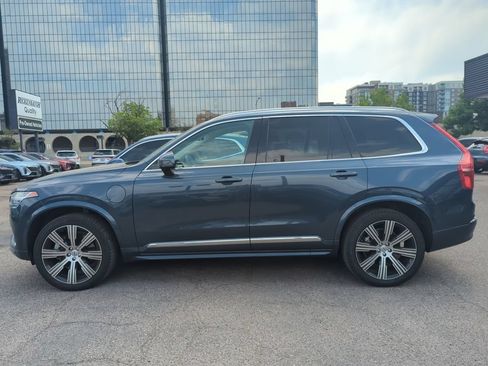 Used 2024 Volvo XC90 T8 Ultimate AWD/4WD image 4