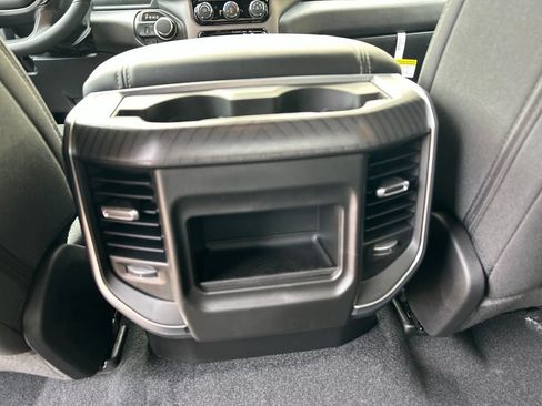 Used 2026 RAM 1500 Express AWD/4WD image 25