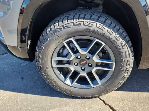 New 2026 GMC Terrain AT4 image 7