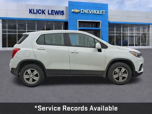 Used 2018 Chevrolet Trax LS image 9