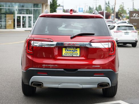 Used 2023 GMC Acadia SLT image 5