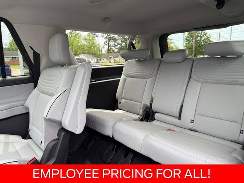 New 2026 Ford Expedition Max Platinum w/ Platinum Ultimate Package AWD/4WD image 16