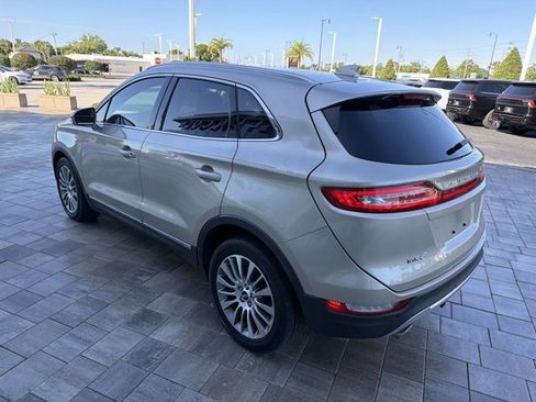 Used 2017 Lincoln MKC Reserve FWD image 4