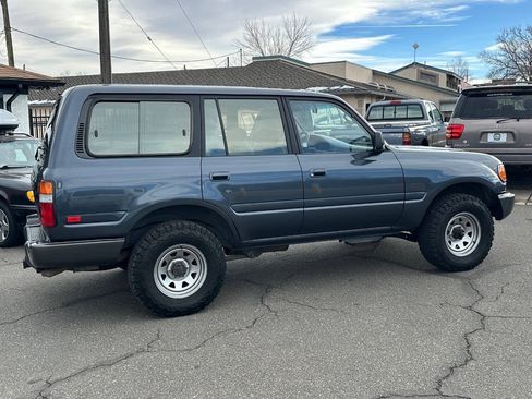 Used 1994 Toyota Land Cruiser AWD/4WD image 18