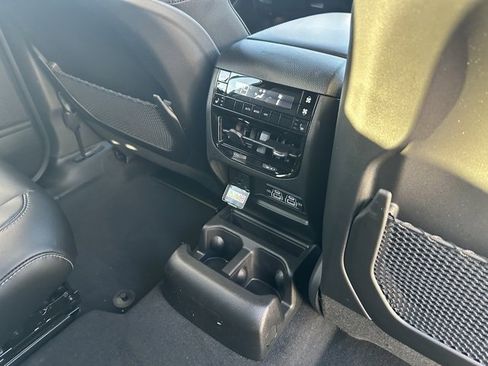 New 2025 Jeep Grand Cherokee L Limited image 20