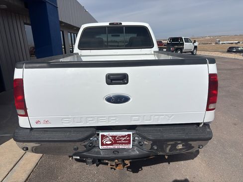 Used 2006 Ford F350 XL image 7