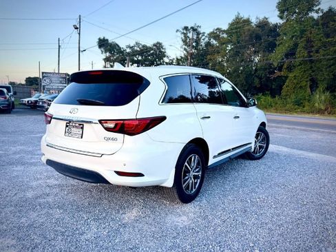 Used 2020 INFINITI QX60 Luxe w/ Essential Package FWD image 4
