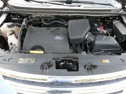 Used 2012 Ford Edge SE image 17