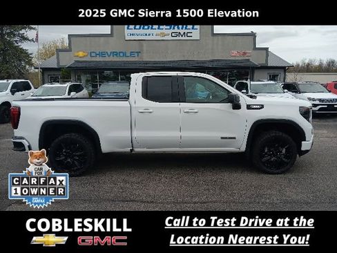 Used 2025 GMC Sierra 1500 Elevation AWD/4WD image 2
