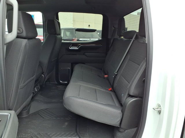 New 2026 Chevrolet Silverado 1500 RST AWD/4WD image 13