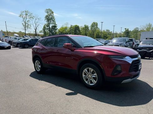 Used 2019 Chevrolet Blazer LT FWD image 21
