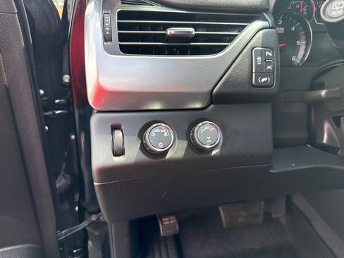 Used 2020 Chevrolet Tahoe LT AWD/4WD image 17