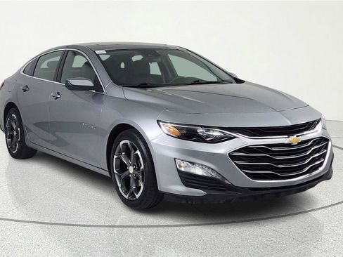 Used 2024 Chevrolet Malibu LT image 1