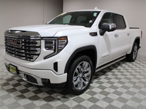 Used 2023 GMC Sierra 1500 Denali w/ Denali Reserve Package image 7