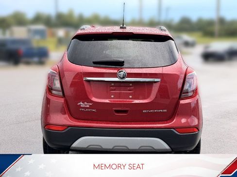 Used 2018 Buick Encore Essence FWD image 4
