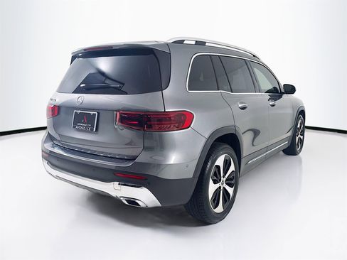 Used 2025 Mercedes-Benz GLB 250 GLB 250 image 8