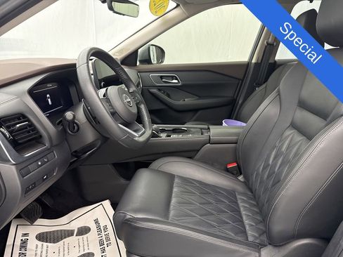 Used 2023 Nissan Rogue Platinum w/ Platinum Premium Package FWD image 18