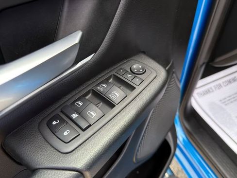 Used 2022 RAM 1500 Big Horn AWD/4WD image 18