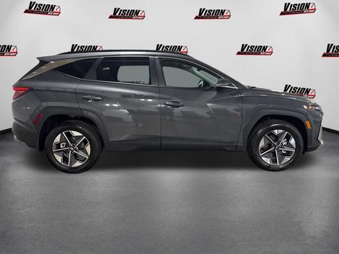 Certified 2025 Hyundai Tucson SEL AWD/4WD image 4