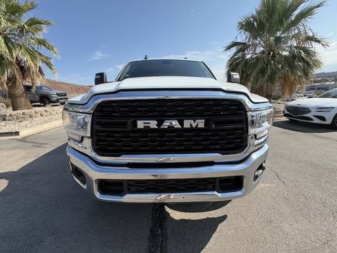 Used 2024 RAM 2500 Big Horn w/ Off Road Package AWD/4WD image 8