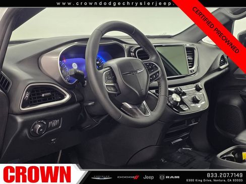 Certified 2026 Chrysler Pacifica Select FWD image 22