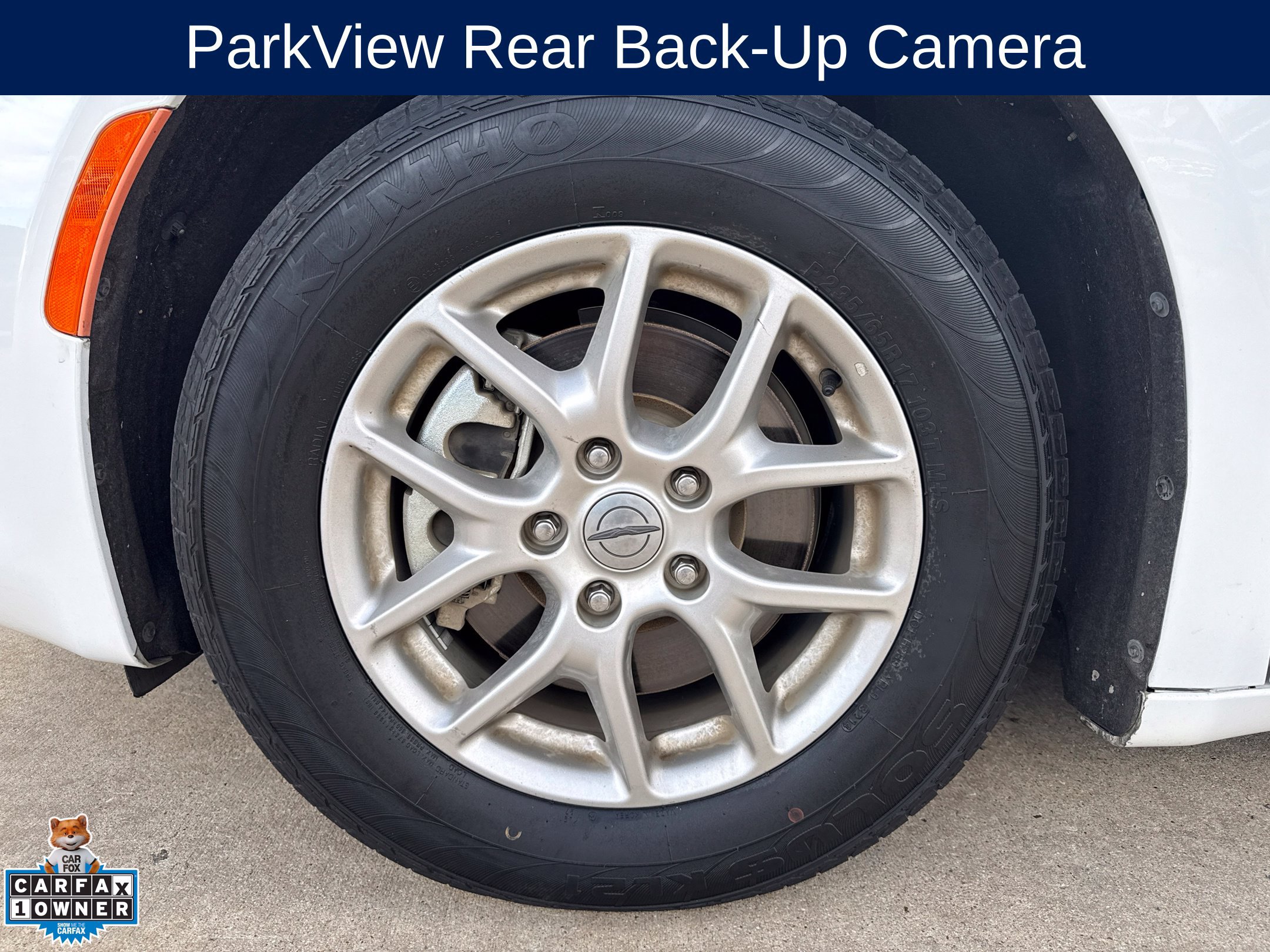 Used 2023 Chrysler Voyager LX FWD image 10