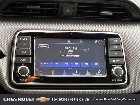 Used 2018 Nissan Kicks S w/ Interior Electronics Package FWD image 17