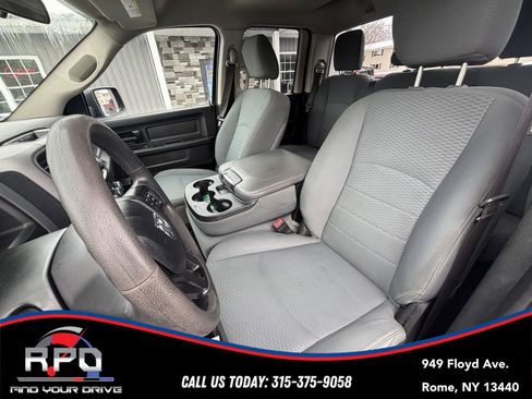 Used 2018 RAM 1500 Express image 25
