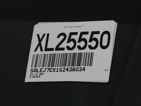 Used 2025 Land Rover Defender 110 S image 25