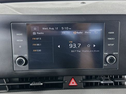 Used 2025 Kia Sportage LX FWD image 19