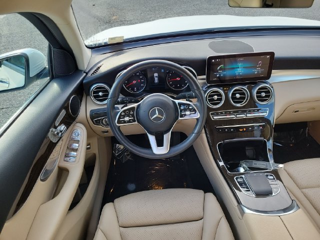 Used 2022 Mercedes-Benz GLC 300 4MATIC image 10