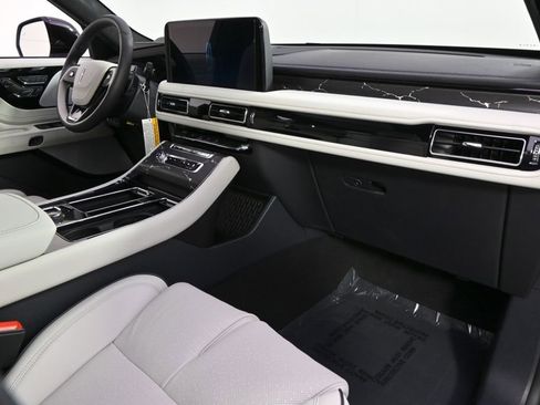 New 2026 Lincoln Aviator Black Label image 15