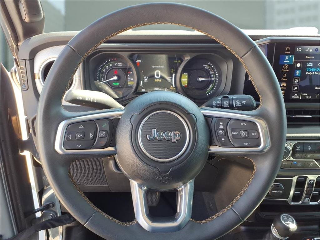 Certified 2024 Jeep Wrangler Unlimited Sahara AWD/4WD image 12