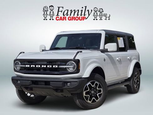 Used 2024 Ford Bronco Outer Banks AWD/4WD image 1