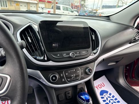 Used 2018 Chevrolet Volt LT image 16