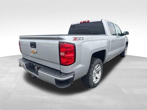 Used 2018 Chevrolet Silverado 1500 LT w/ All Star Edition AWD/4WD image 5