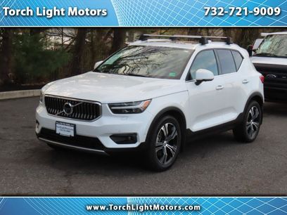 Used 2021 Volvo XC40 T5 Inscription w/ Advanced Package