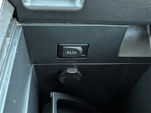 Used 2009 Toyota Venza image 22