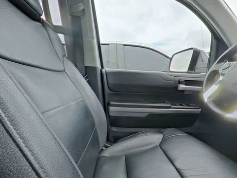 Used 2019 Toyota Tundra Limited w/ Limited Premium Package AWD/4WD image 33