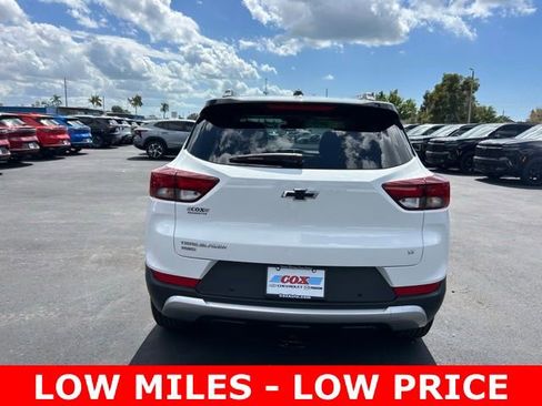 Used 2022 Chevrolet TrailBlazer LT w/ Convenience Package image 5