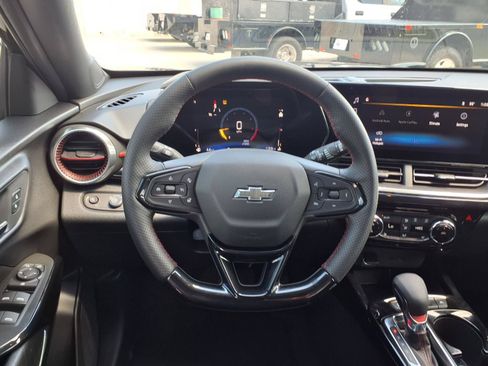 Used 2026 Chevrolet Trax RS w/ Driver Confidence Package FWD image 16