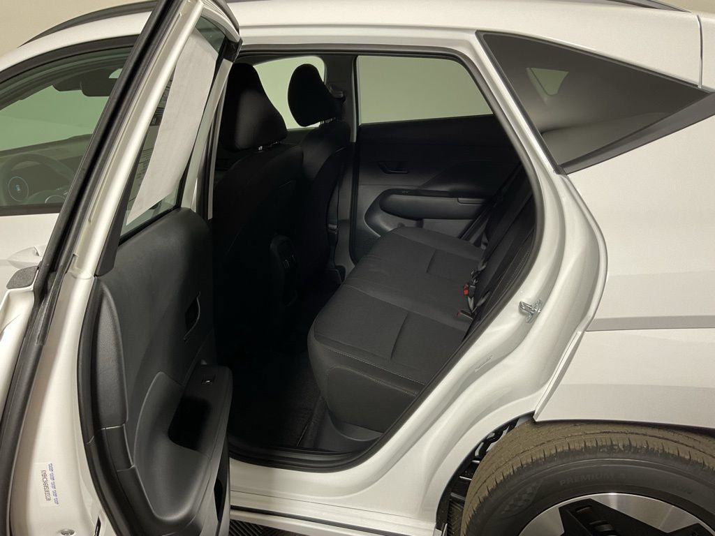 New 2025 Hyundai Kona SEL FWD image 33