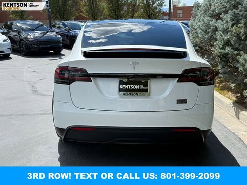 Used 2023 Tesla Model X Plaid image 7