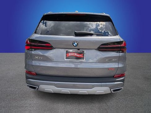 Used 2025 BMW X5 xDrive40i w/ Climate Comfort Package AWD/4WD image 4