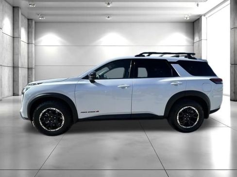 New 2026 Nissan Pathfinder Rock Creek w/ Rock Creek Premium Package AWD/4WD image 5