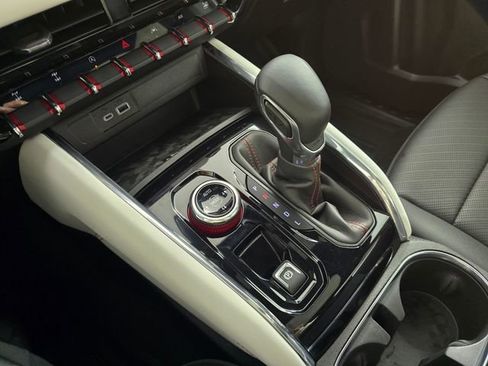 Used 2023 GMC Canyon AT4X image 36