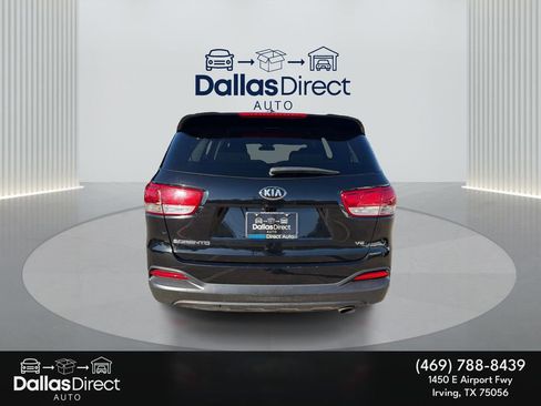 Used 2017 Kia Sorento LX image 7